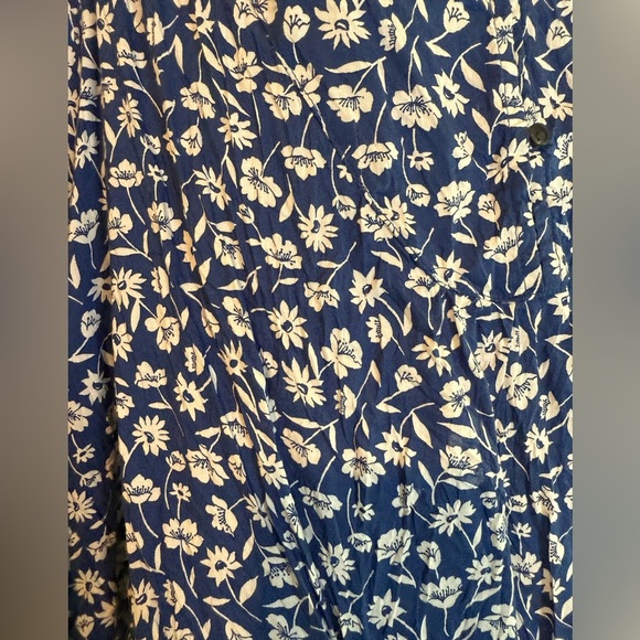 Old Navy Blue and White Floral Shirt - Picture 6 of 6